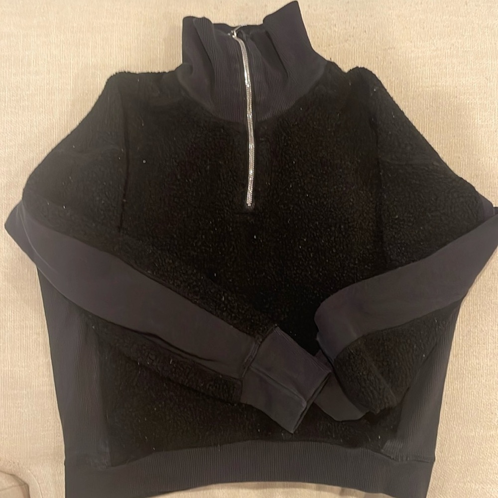 Lululemon black fleece quarter zip